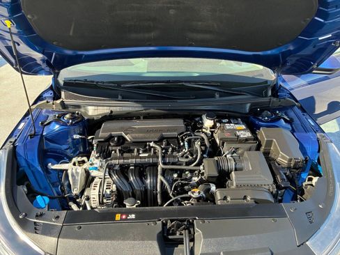 Used 2025 Kia K4 LXS image 31