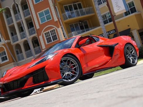 Used 2024 Chevrolet Corvette Z06 w/ Stealth Interior Trim Package RWD image 66