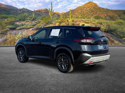 Used 2023 Nissan Rogue S image 7