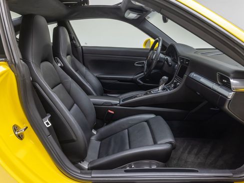 Used 2012 Porsche 911 Carrera S RWD image 16