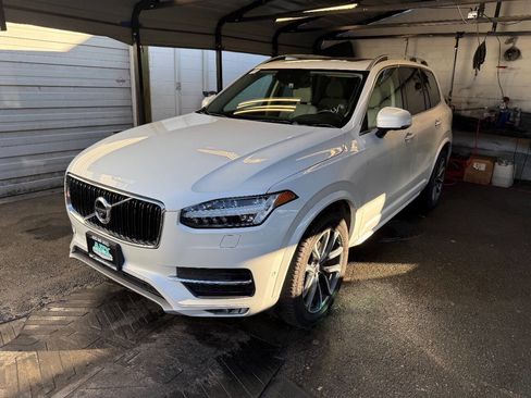 Used 2016 Volvo XC90 T6 Momentum w/ Protection Package Plus image 1