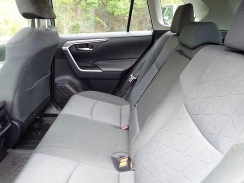 Used 2020 Toyota RAV4 XLE w/ Convenience Package AWD/4WD image 11