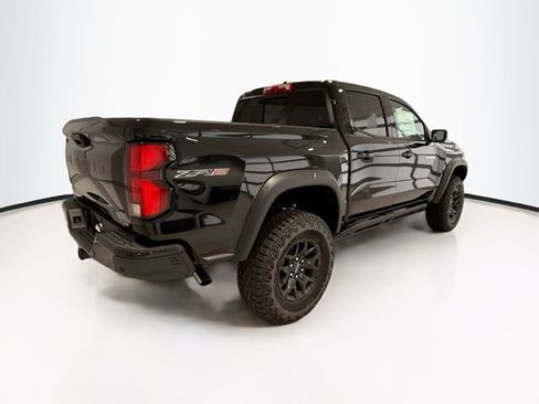 New 2025 Chevrolet Colorado ZR2 w/ Midnight Edition image 6