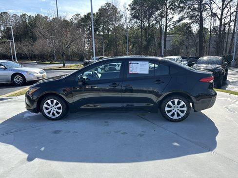 Certified 2024 Toyota Corolla LE image 7