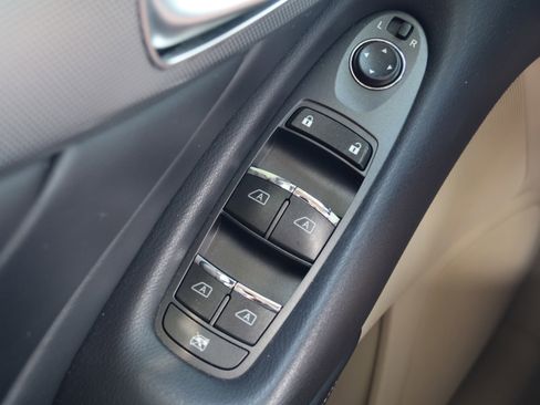 Used 2014 INFINITI Q50 Premium w/ Navigation Package RWD image 13