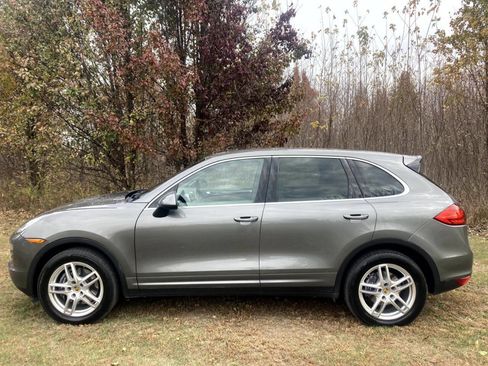 Used 2014 Porsche Cayenne image 2