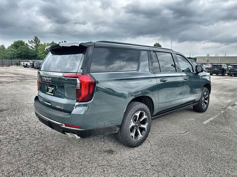 New 2026 GMC Yukon XL AT4 Ultimate AWD/4WD image 11