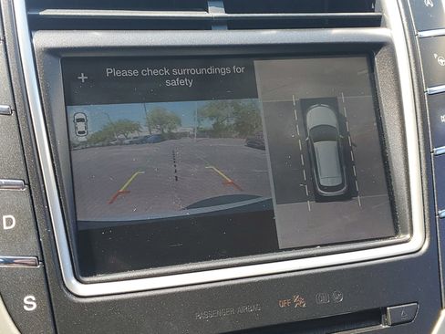 Used 2019 Lincoln Nautilus Reserve FWD image 27