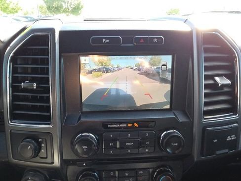 Used 2018 Ford F150 XLT w/ Equipment Group 302A Luxury AWD/4WD image 34