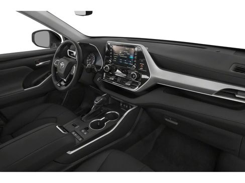 Used 2021 Toyota Highlander XLE FWD image 10