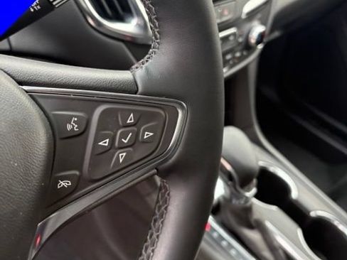 Used 2024 Chevrolet Equinox LT AWD/4WD image 15