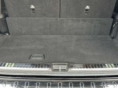 Used 2025 Mercedes-Benz GLS 580 GLS 580 image 11