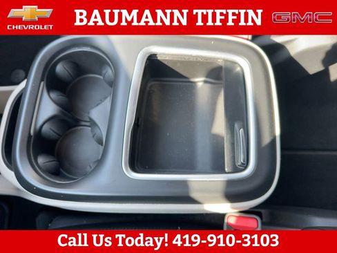 Used 2023 Chrysler Pacifica Touring-L FWD image 22
