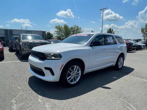 Used 2025 Dodge Durango GT AWD/4WD image 3