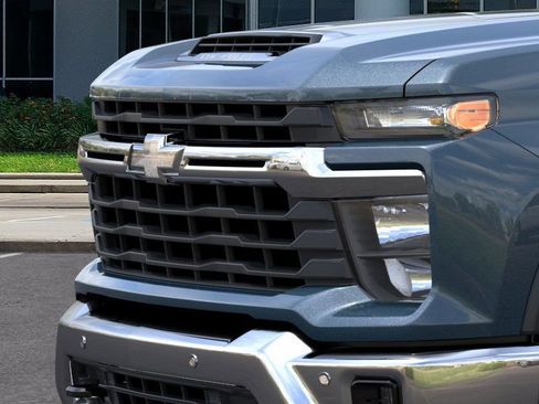 New 2025 Chevrolet Silverado 2500 LT w/ Texas Edition AWD/4WD image 13