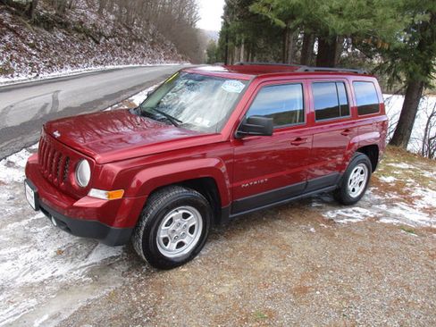 Used 2016 Jeep Patriot Sport w/ Power Value Group image 1