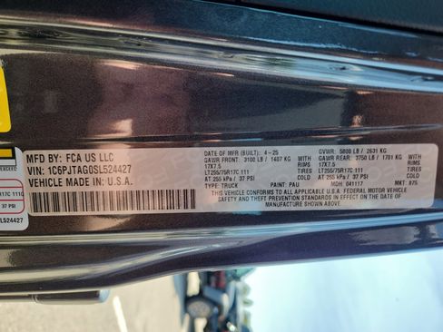 New 2025 Jeep Gladiator Willys image 26