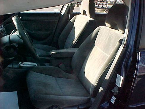 Used 2005 Honda Civic LX image 11