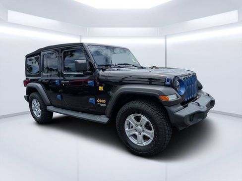 Used 2019 Jeep Wrangler Unlimited Sport S AWD/4WD image 1