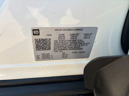 Used 2025 Buick Encore GX Preferred FWD image 28