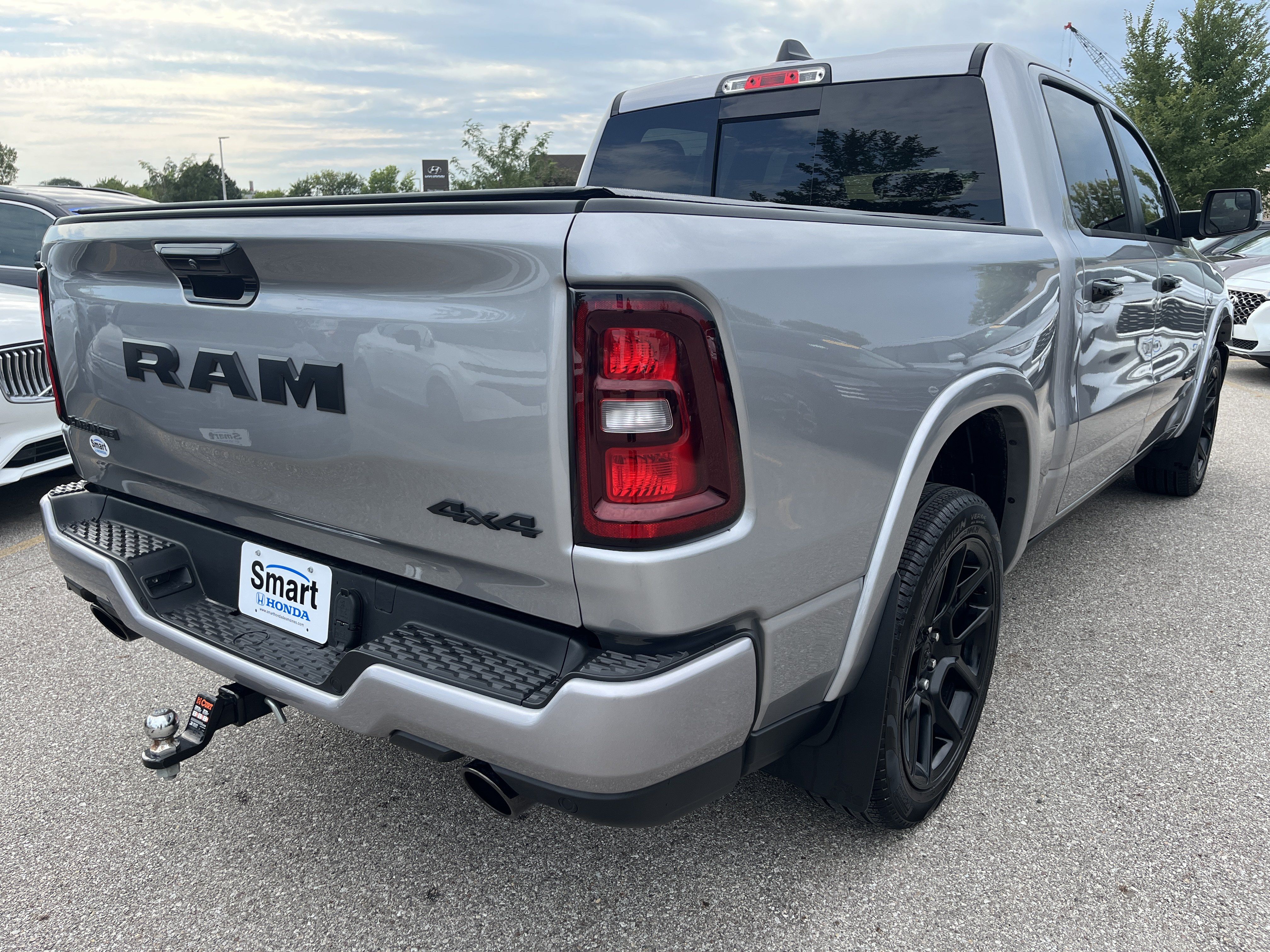 Used 2026 RAM 1500 Laramie w/ Night Edition AWD/4WD image 12