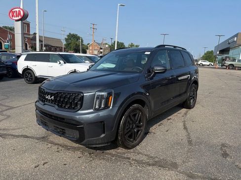 Certified 2024 Kia Telluride EX X-Line AWD/4WD image 3
