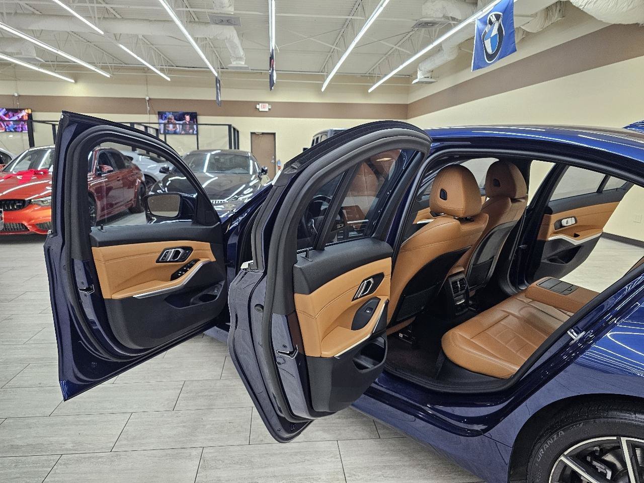 Used 2019 BMW 330i Sedan w/ Convenience Package RWD image 15