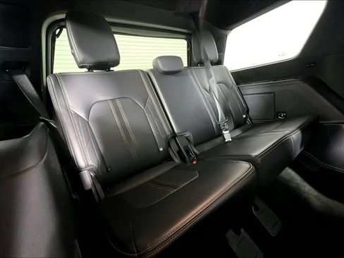 Used 2023 Ford Expedition Platinum AWD/4WD image 28