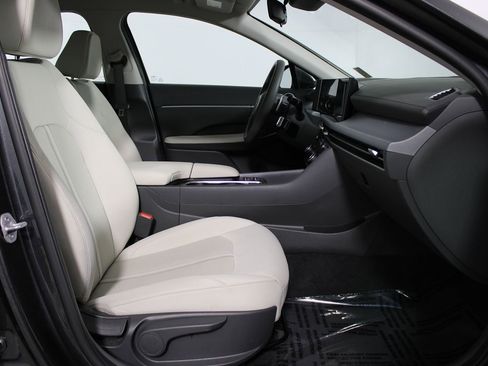 Used 2025 Hyundai Sonata SEL image 11