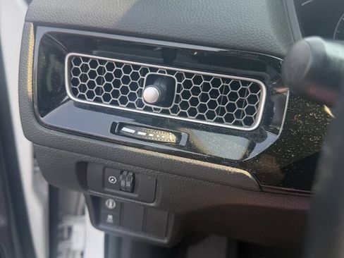 Used 2022 Honda Civic Sport image 10