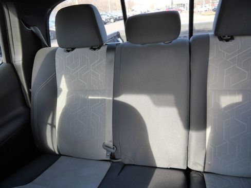 Certified 2022 Toyota Tacoma TRD Off-Road w/ Technology Package image 14