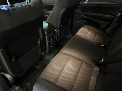 Certified 2021 Jeep Grand Cherokee Freedom Edition image 11