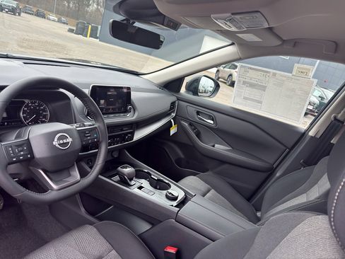 New 2026 Nissan Rogue SV image 25