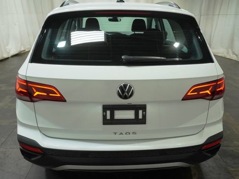 Certified 2023 Volkswagen Taos S FWD image 4