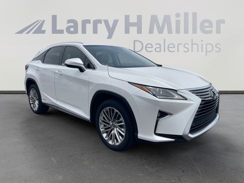 Used 2019 Lexus RX 450h AWD w/ Navigation Package image 7