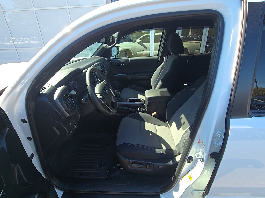 Certified 2023 Toyota Tacoma TRD Sport AWD/4WD image 11