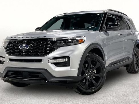 Used 2024 Ford Explorer ST-Line w/ Class IV Trailer Tow Package AWD/4WD image 14