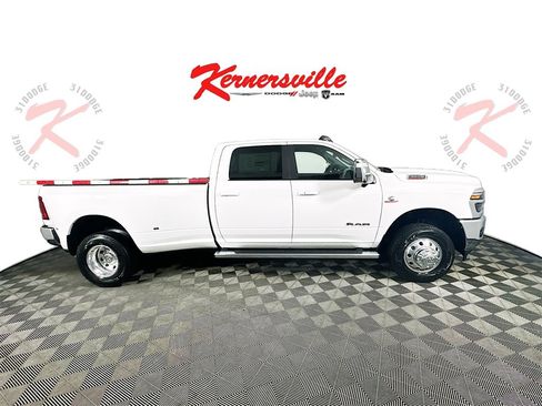 New 2025 RAM 3500 Laramie image 9