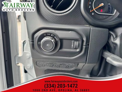 Used 2024 Jeep Wrangler Unlimited Rubicon w/ Capability Package AWD/4WD image 17