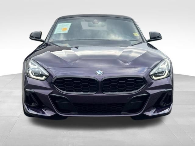 Certified 2025 BMW Z4 M40i w/ Premium Package RWD image 13