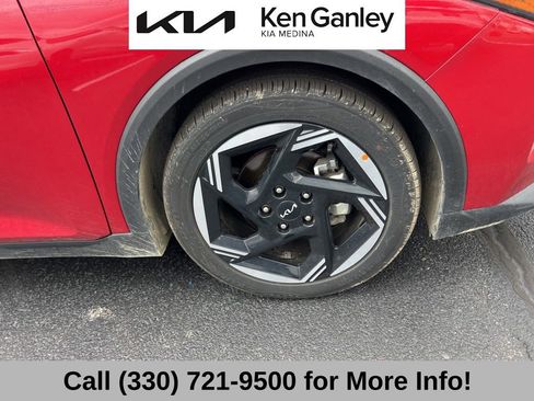 Certified 2025 Kia K4 EX FWD image 22