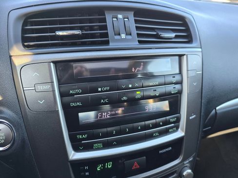 Used 2011 Lexus IS 250 w/ Premium Pkg Value Edition image 14