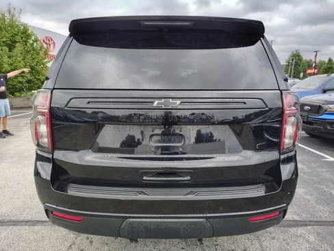 Used 2024 Chevrolet Suburban Z71 w/ Luxury Package AWD/4WD image 6