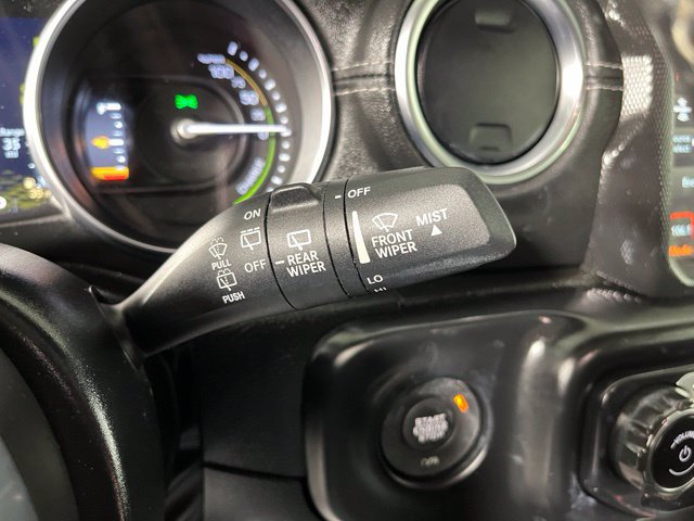 Used 2022 Jeep Wrangler Unlimited Sahara w/ Cold Weather Group AWD/4WD image 24