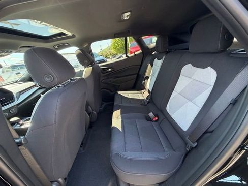 New 2026 Chevrolet Trax RS w/ Sunroof Package FWD image 33
