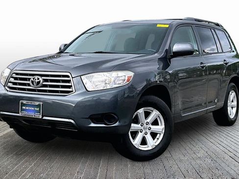 Used 2010 Toyota Highlander 4WD image 3