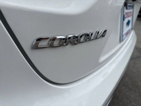 Used 2022 Toyota Corolla LE FWD image 29