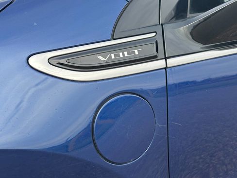 Used 2013 Chevrolet Volt Premium w/ Premium Trim Package image 2