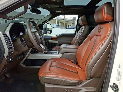 Used 2018 Ford F150 King Ranch w/ Equipment Group 601A Luxury AWD/4WD image 12
