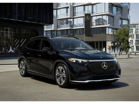 New 2026 Mercedes-Benz EQS 400 4MATIC SUV image 9